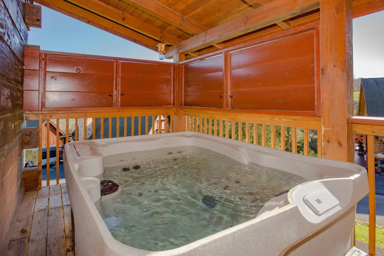 Highland Dream, Hot Tub, 1089 Free Tickets Each Paid Day, Dollywood And More Sevierville Exteriör bild