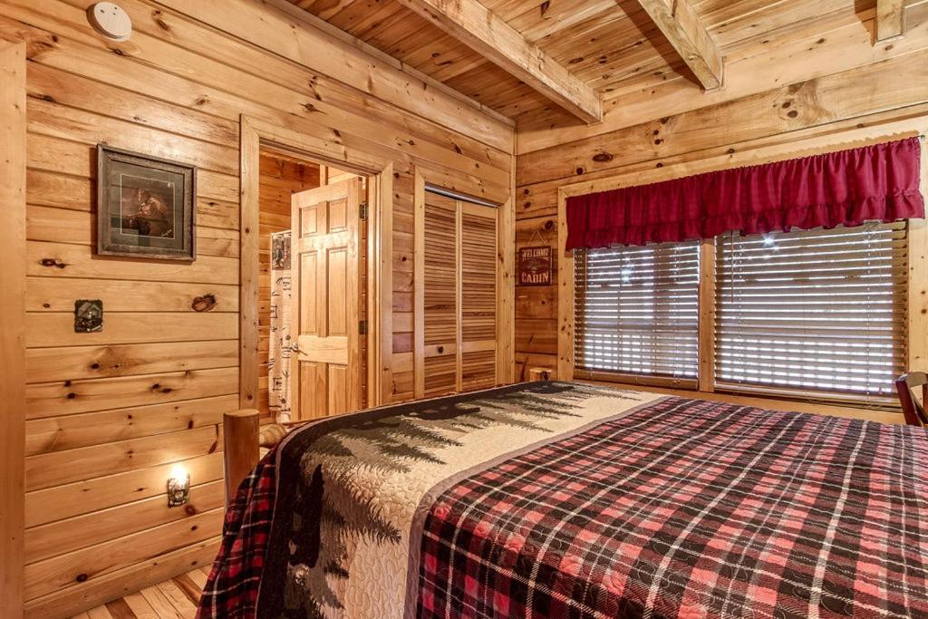 Highland Dream, Hot Tub, 1089 Free Tickets Each Paid Day, Dollywood And More Sevierville Exteriör bild